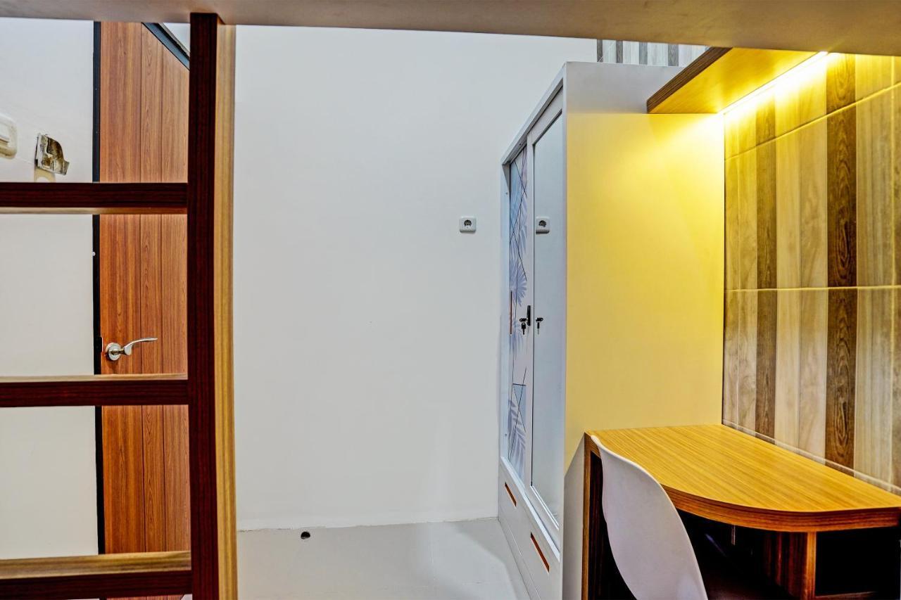 Oyo 92435 Sunlo Cozy Home Family Homestay Syariah Surabaja Zewnętrze zdjęcie