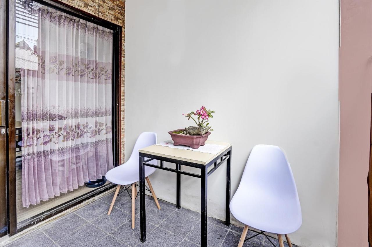 Oyo 92435 Sunlo Cozy Home Family Homestay Syariah Surabaja Zewnętrze zdjęcie