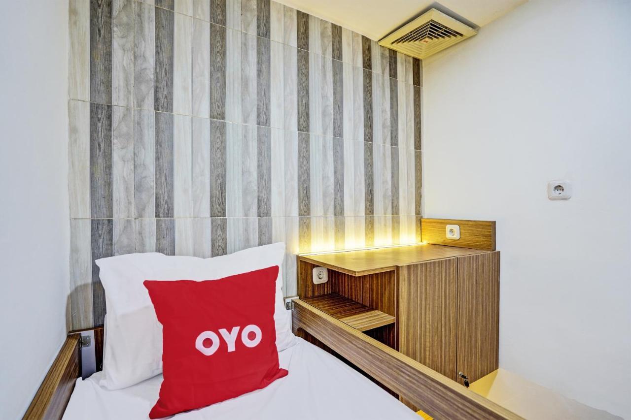 Oyo 92435 Sunlo Cozy Home Family Homestay Syariah Surabaja Zewnętrze zdjęcie