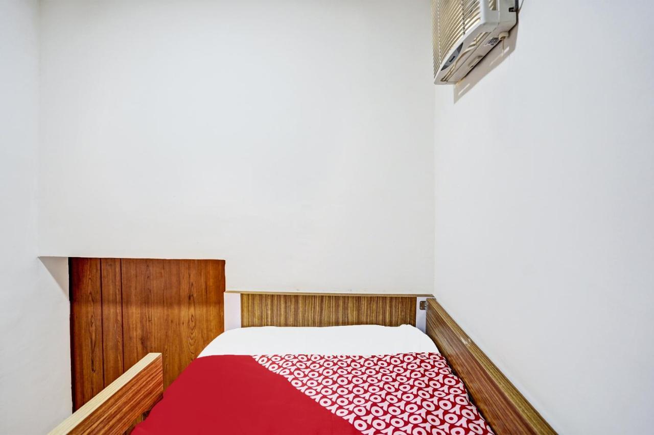 Oyo 92435 Sunlo Cozy Home Family Homestay Syariah Surabaja Zewnętrze zdjęcie