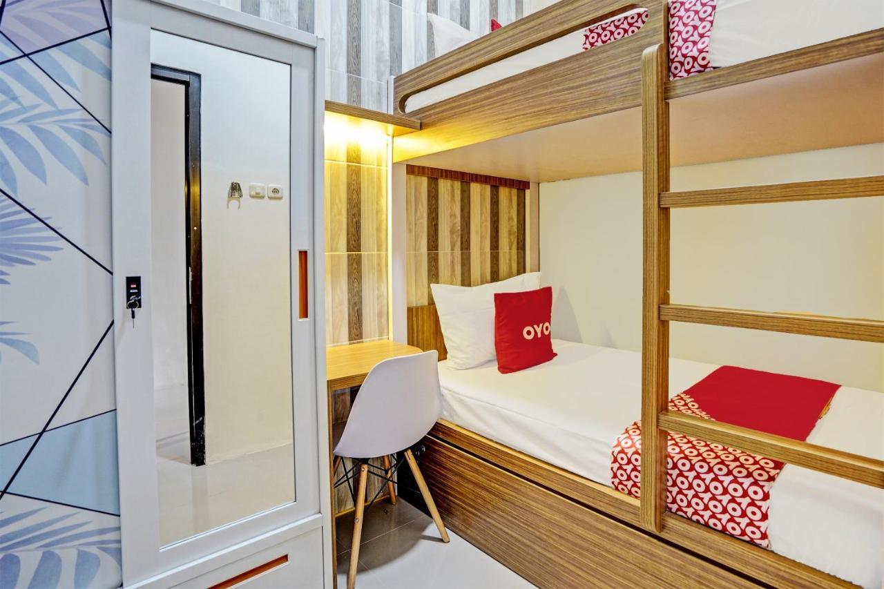 Oyo 92435 Sunlo Cozy Home Family Homestay Syariah Surabaja Zewnętrze zdjęcie