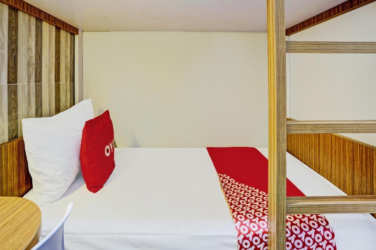 Oyo 92435 Sunlo Cozy Home Family Homestay Syariah Surabaja Zewnętrze zdjęcie